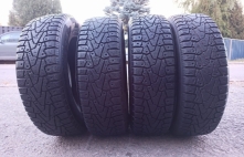 Pirelli Winter Ice Zero 95T