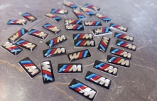 BMW M uzlīmes 16mm x 7mm(1.6cm x 0.7cm)  