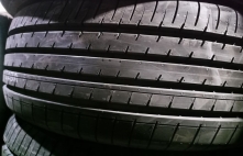 Yokohama Bluearth XT 100V