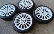 Mini Cooper lietie diski ar jaunam Pirelli riepam 