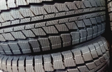 Triangle Snowlink Van  112R