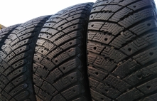 Good Year Ultra Grip Ice Arctic SUV 4 x 4 102T
